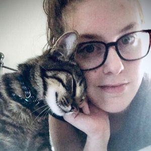 Meet your Posher, Casey